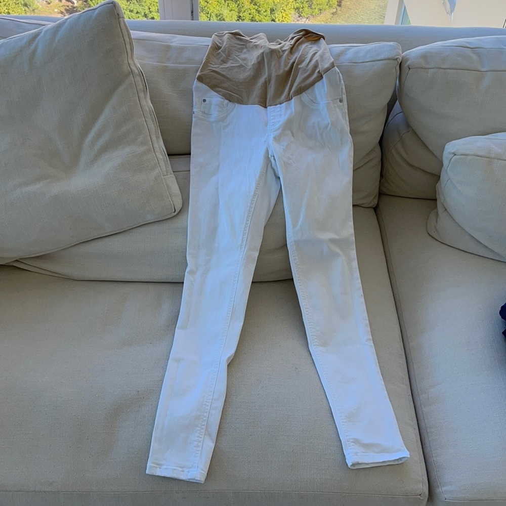 The best pants and most comfortable! It has a stain, better offer due to stain